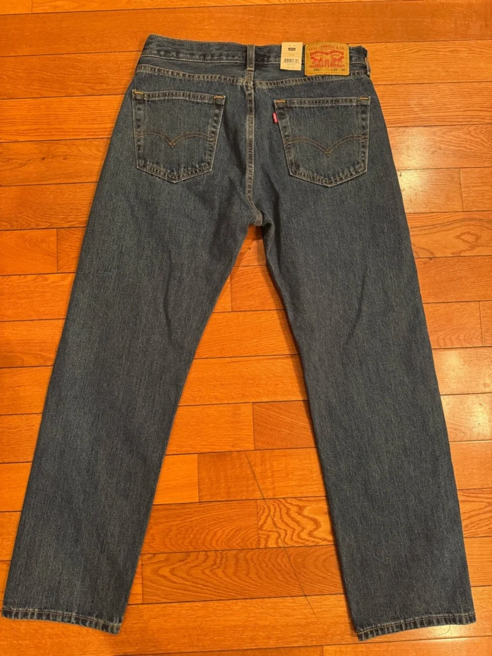 Levi’s 505 Relaxed Fit Jeans 33x30 NWT Dark Wash Tapered Leg